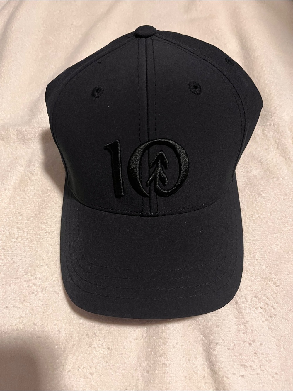 NWT Black Embroidered Ten Tree Hat